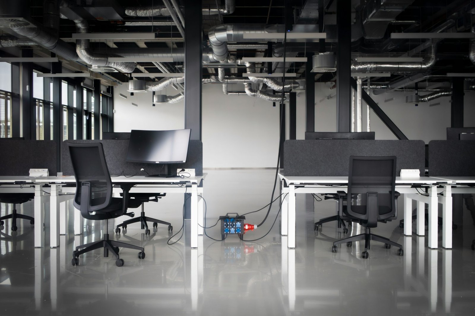 DeePro commercial cleaning team at work